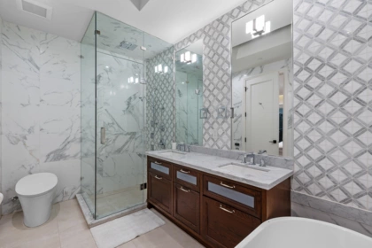 Powder Room Photo of 3708 W 35th Avenue, Vancouver, BC