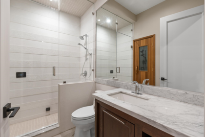 Swimming Pool Photo of 3708 W 35th Avenue, Vancouver, BC