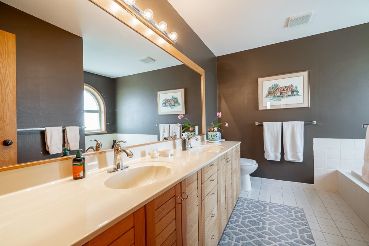 Backyard Photo of 7926 161 Street, Surrey, BC