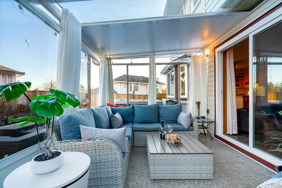 Basement Recreation Room Photo of 7926 161 Street, Surrey, BC