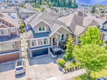 Kitchen Photo of 14706 63 Avenue, Surrey, BC