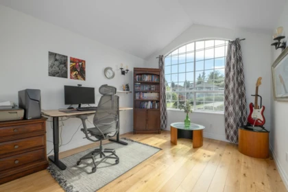 Hallway Photo of 11287 159a Street, Surrey, BC
