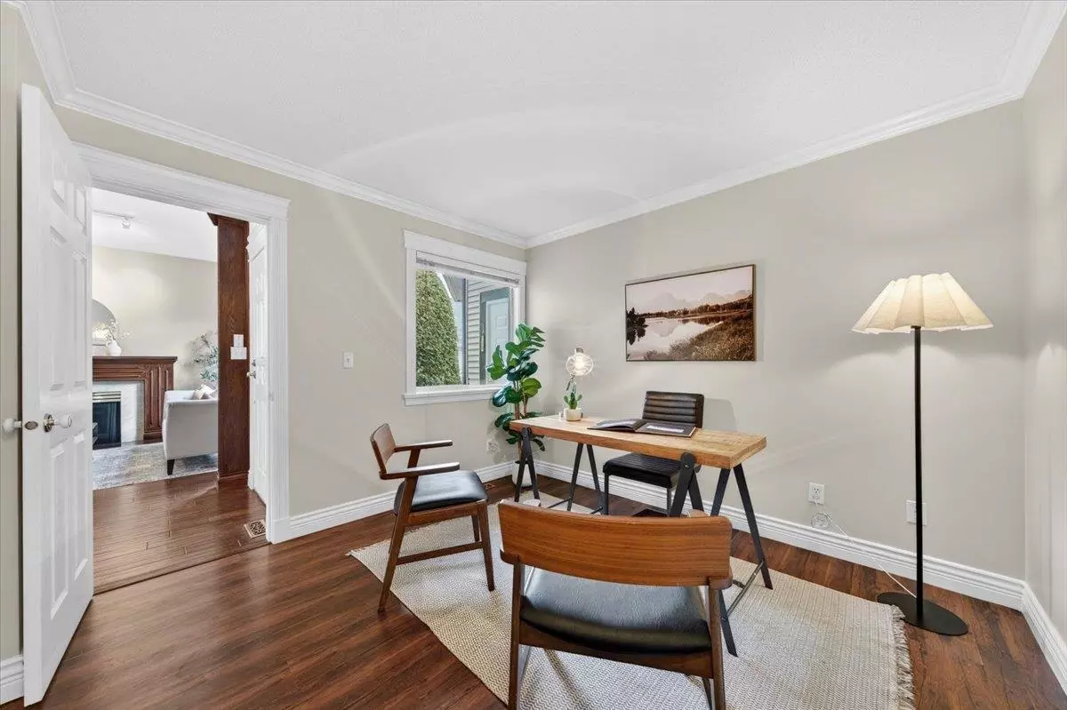 Living Room Photo of 139 9012 Walnut Grove Drive, Langley, BC