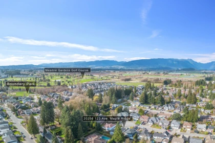 Kitchen Photo of 20256 123 Avenue, Maple Ridge, BC