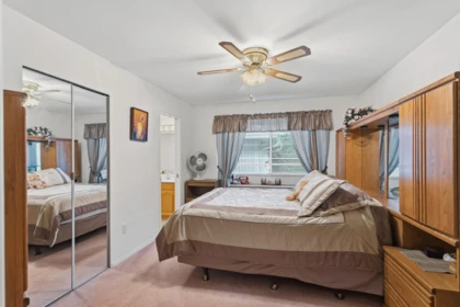 Laundry Room Photo of 20256 123 Avenue, Maple Ridge, BC