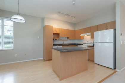 Walk-In Closet Photo of 37 15868 85 Avenue, Surrey, BC