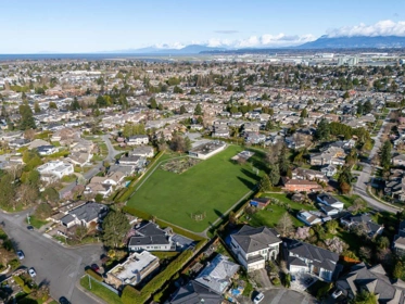 Community Amenities Photo (Clubhouse) of 8671 Minler Road, Richmond, BC