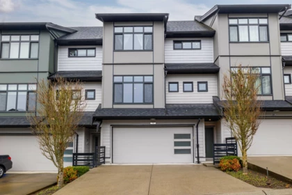 32 15177 60 Avenue, Surrey, BC, Surrey — Townhouse for sale