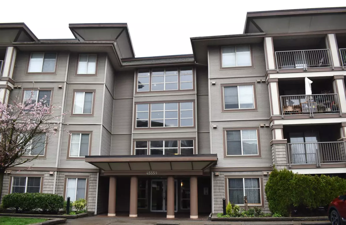 Exterior Rear Photo of 402 45559 Yale Road, Chilliwack, BC