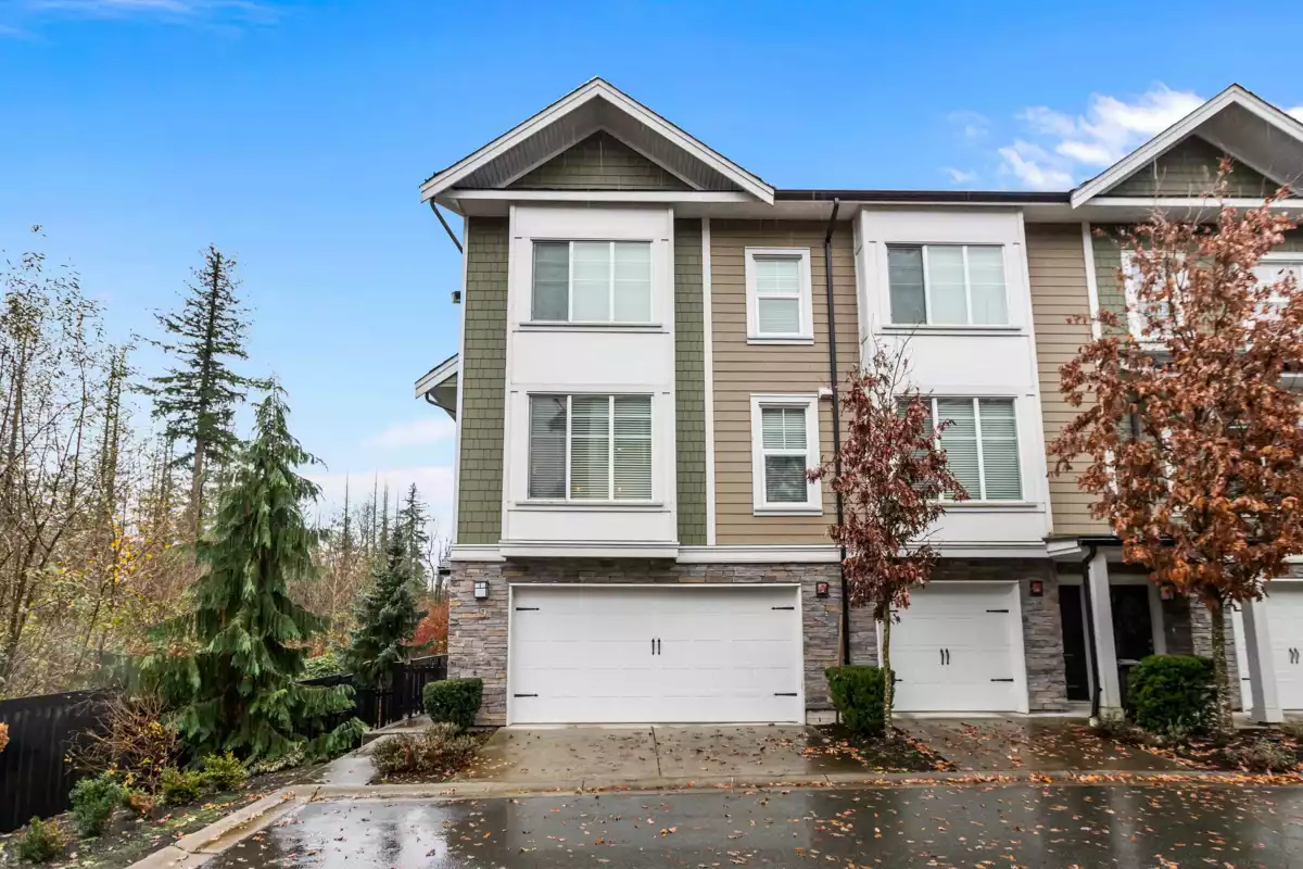 Exterior Rear Photo of 9 21150 76a Avenue, Langley, BC