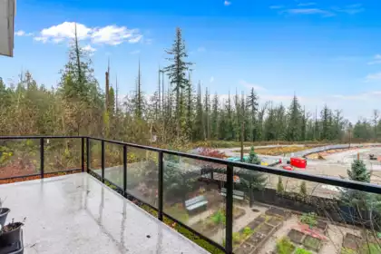 Hallway Photo of 9 21150 76a Avenue, Langley, BC