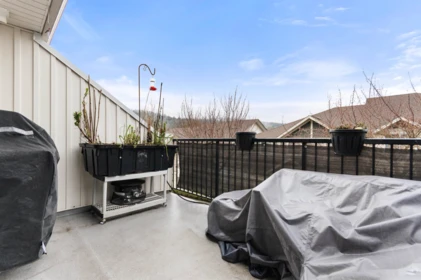 Backyard Photo of 33 4401 Blauson Boulevard, Abbotsford, BC