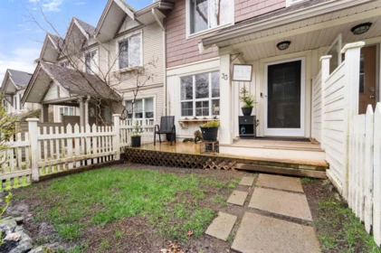 Outdoor Kitchen Photo of 33 4401 Blauson Boulevard, Abbotsford, BC