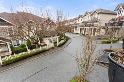 Outdoor Patio Photo of 33 4401 Blauson Boulevard, Abbotsford, BC