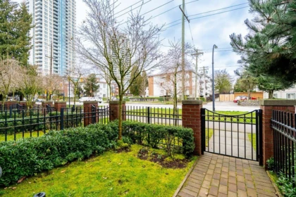 28 7458 Britton Street, Burnaby, BC, Burnaby — Townhouse for sale