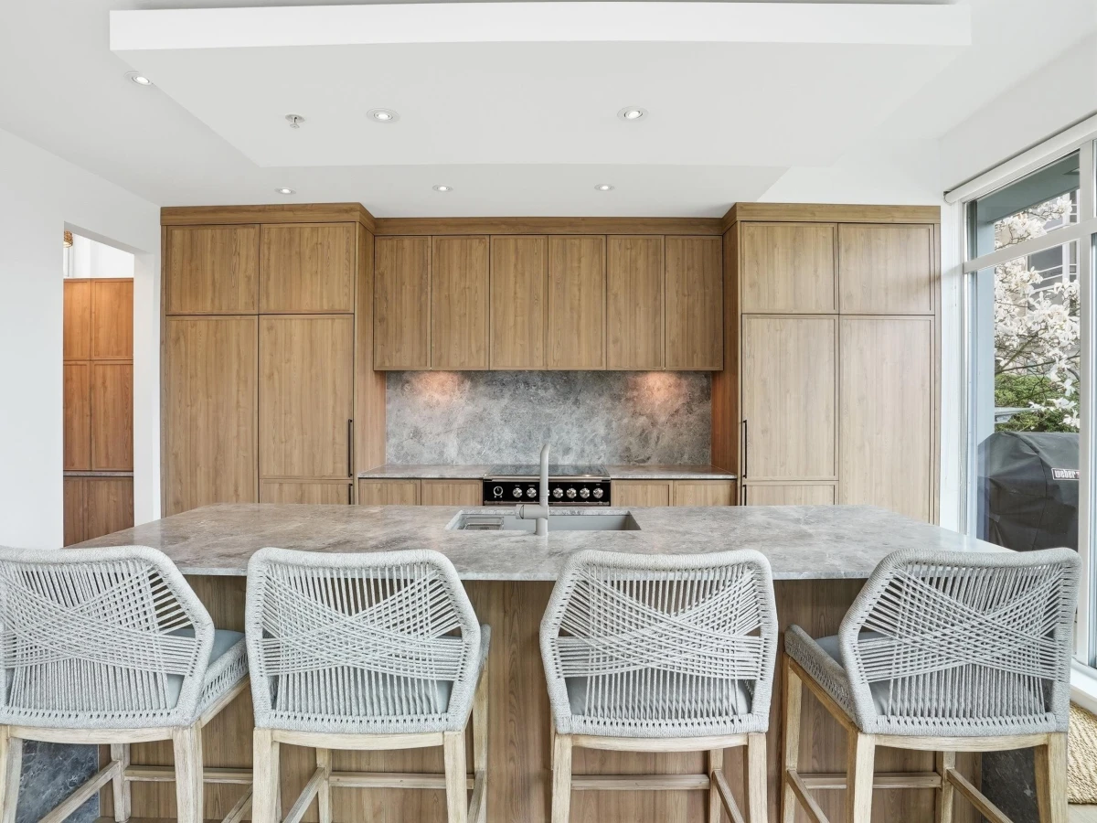 Dining Area Photo of 1576 W 8 Avenue, Vancouver, BC
