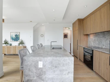 Kitchen Island Photo of 1576 W 8 Avenue, Vancouver, BC