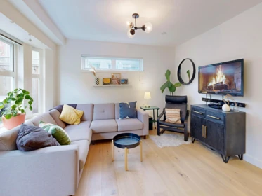101 1672 E Pender Street, Vancouver, BC, Vancouver — Townhouse for sale