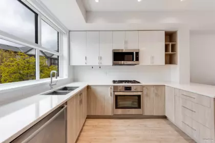 22 7039 Macpherson Avenue, Burnaby, BC, Burnaby — Townhouse for sale