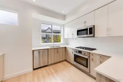 Kitchen Photo of 22 7039 Macpherson Avenue, Burnaby, BC