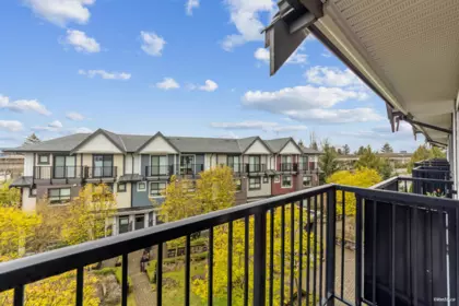 Office / Den Photo of 22 7039 Macpherson Avenue, Burnaby, BC