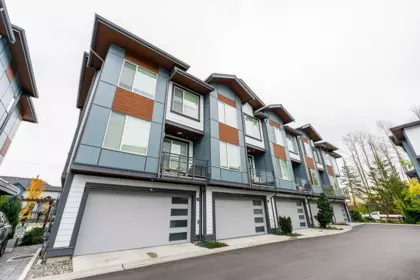Outdoor Deck Photo of 13 20763 76 Avenue, Langley, BC