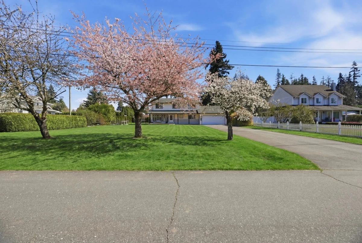 Family Room Photo of 5692 247a Street, Langley, BC