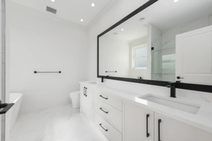 Entry Foyer Photo of 11308 Williams Road, Richmond, BC