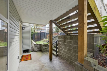 Kitchen Photo of 18 7128 Stride Avenue, Burnaby, BC