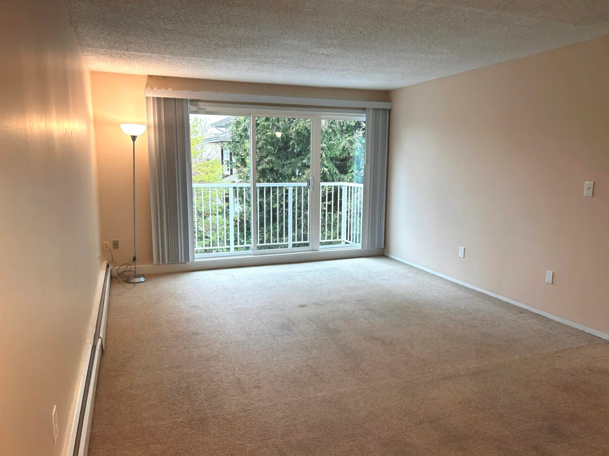 Dining Area Photo of 304 7200 Lindsay Road, Richmond, BC