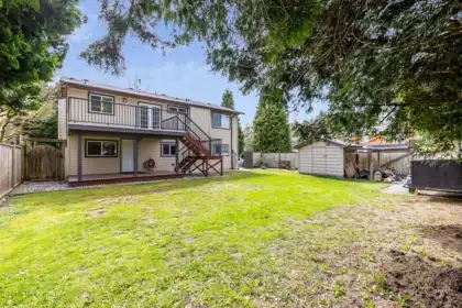 Backyard Photo of 20885 124th Avenue, Maple Ridge, BC