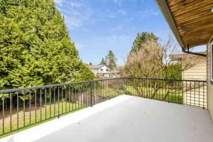 Garage Interior Photo of 20885 124th Avenue, Maple Ridge, BC