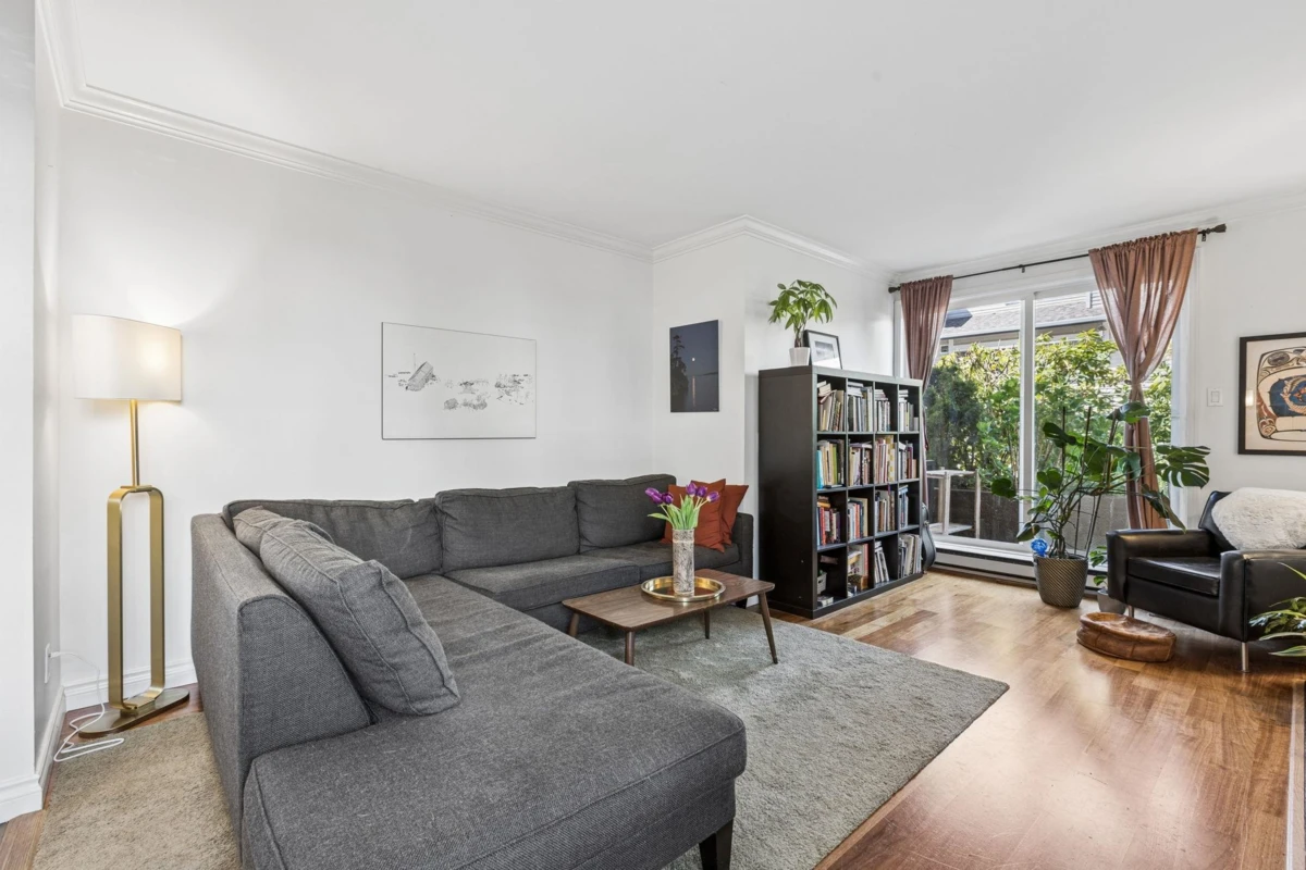 Living Room Photo of 152A W 18th Street, North Vancouver, BC