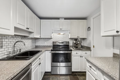 Office / Den Photo of 152A W 18th Street, North Vancouver, BC