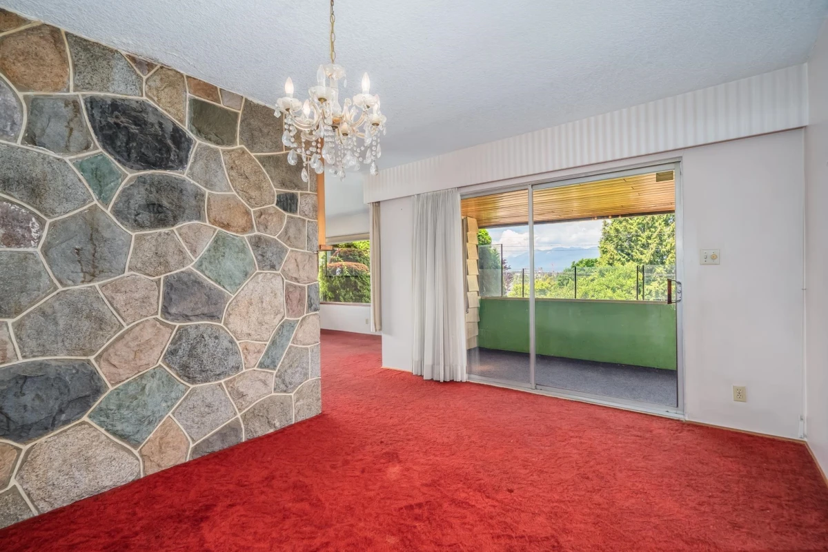 Dining Area Photo of 5240 Halley Avenue, Burnaby, BC