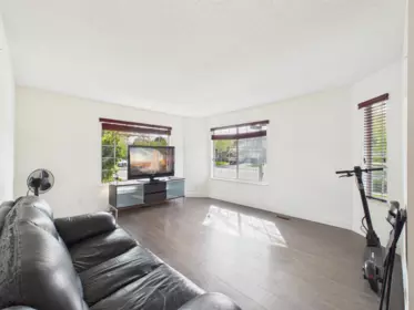 6220 Lynas Lane, Richmond, BC, Richmond — Single Family Residence for sale