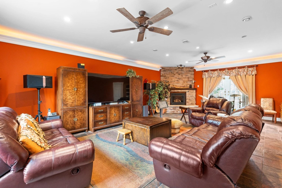 Family Room Photo of 8097 198a Street, Langley, BC