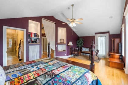 Guest Bathroom Photo of 8097 198a Street, Langley, BC