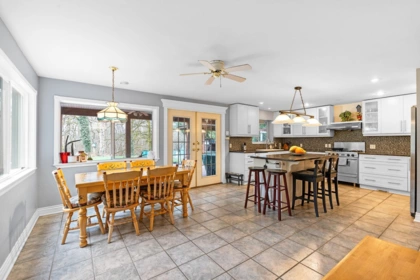 Kitchen Photo of 8097 198a Street, Langley, BC