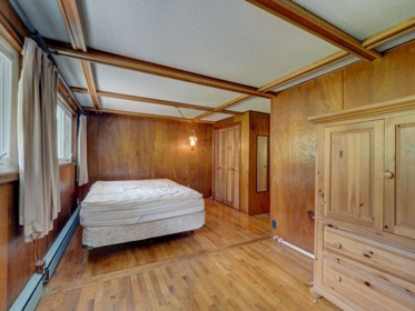 Basement Recreation Room Photo of 1708 Ocean Beach Esplanade, Gibsons, BC