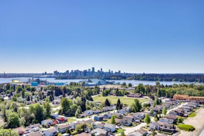 2204 200 Klahanie Court, West Vancouver, BC, West Vancouver — Apartment/Condo for sale