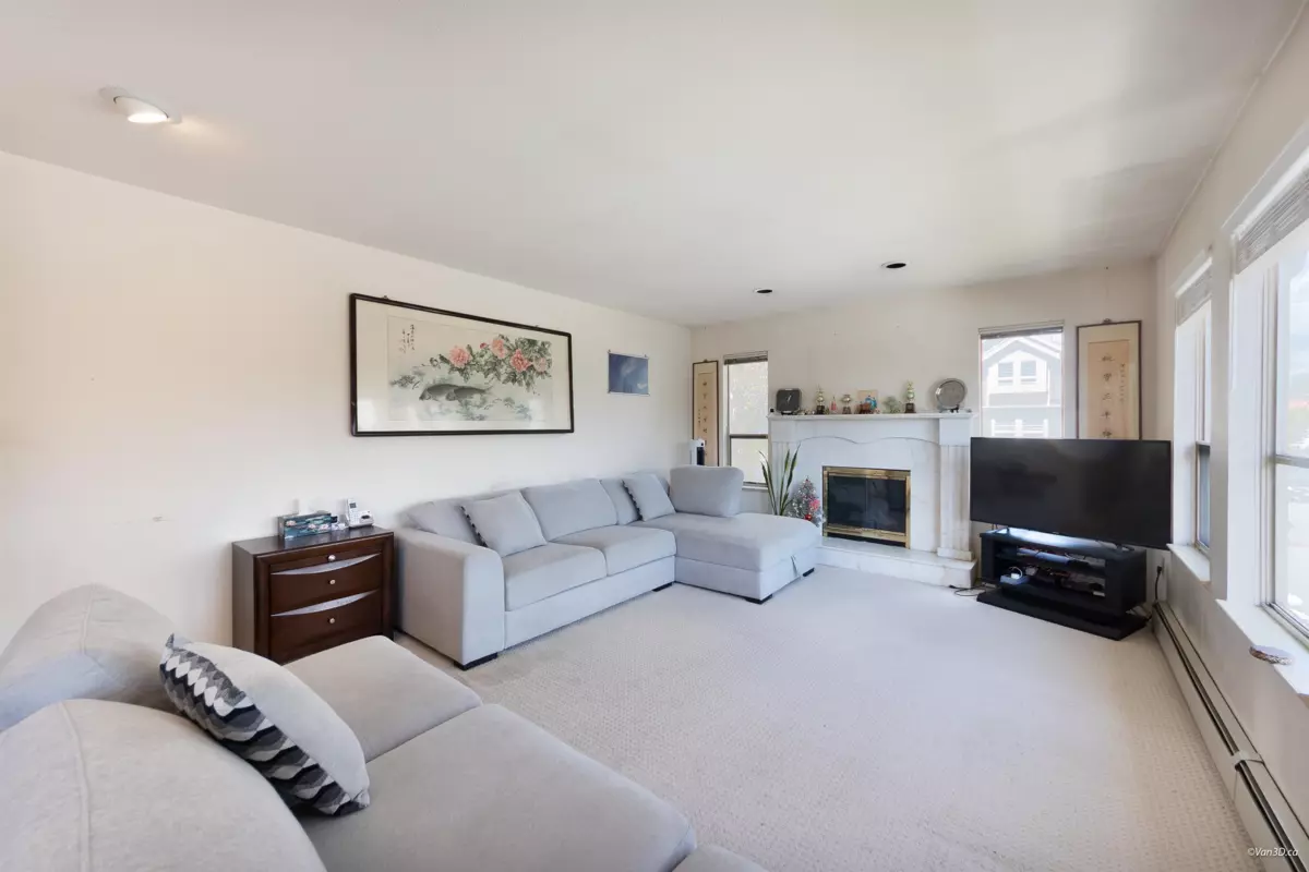 Living Room Photo of 4355 Macdonald Avenue, Burnaby, BC
