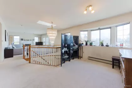 Breakfast Nook Photo of 4355 Macdonald Avenue, Burnaby, BC
