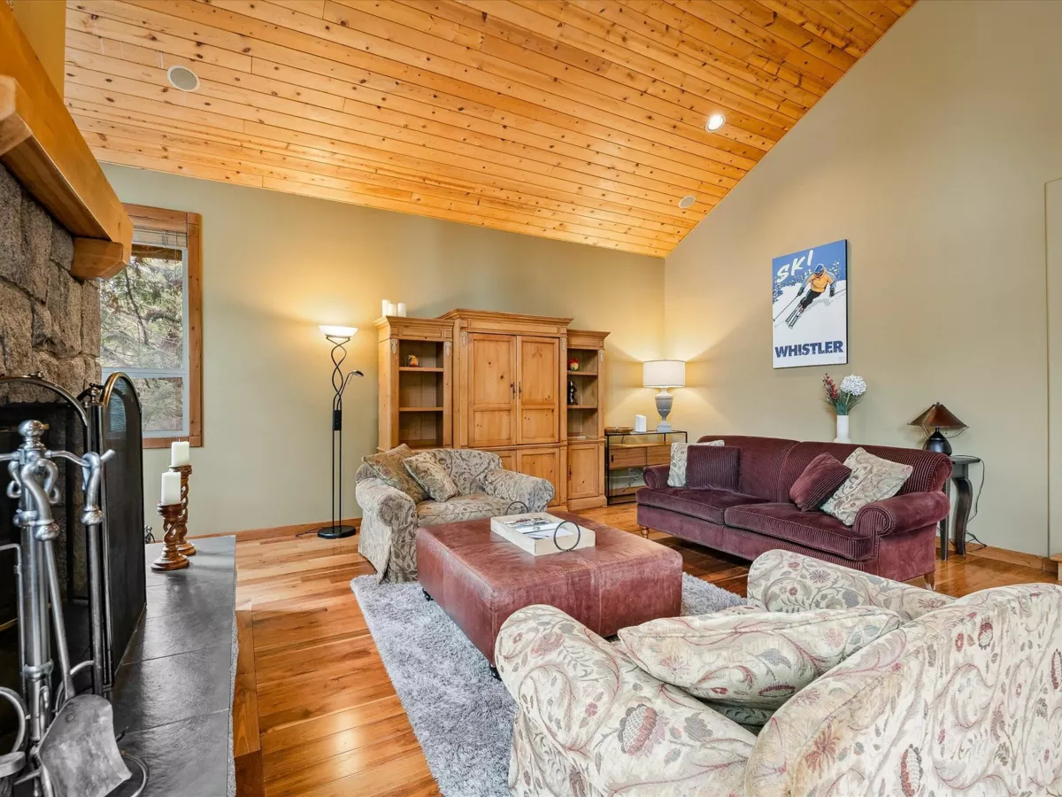 Dining Area Photo of 8115 Muirfield Crescent, Whistler, BC