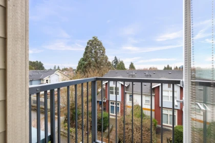 Hot Tub / Spa Photo of 50 10133 River Drive, Richmond, BC