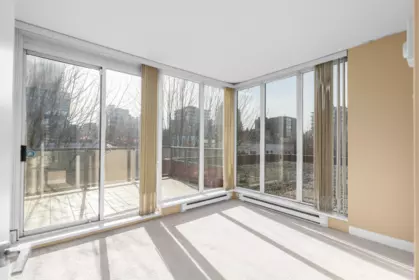 Hallway Photo of 411 1483 W 7th Avenue, Vancouver, BC