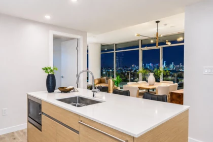 Breakfast Nook Photo of 1104 200 Klahanie Court, West Vancouver, BC
