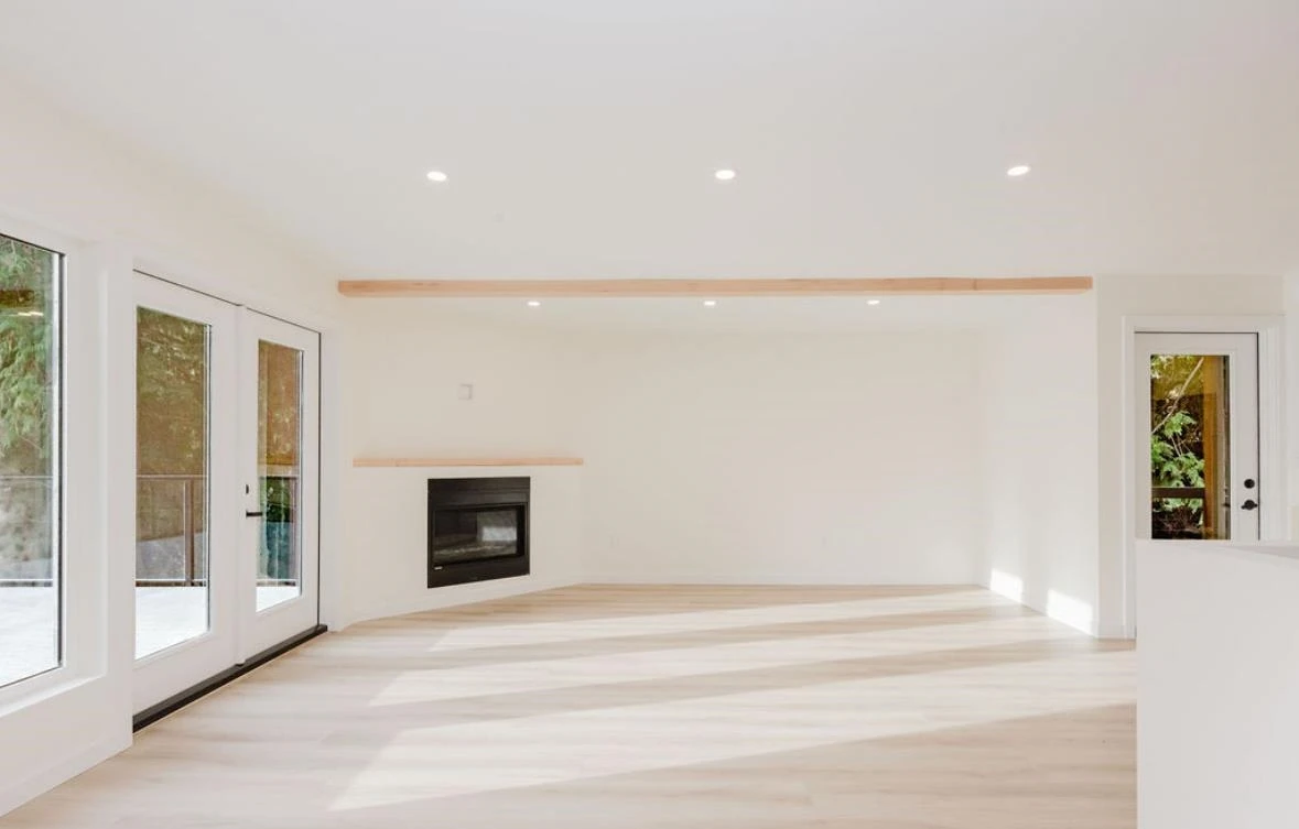 Dining Area Photo of 6960 Sunshine Coast Highway, Sechelt, BC
