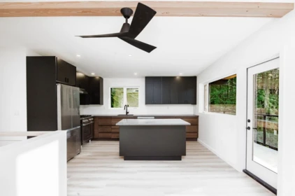 Kitchen Island Photo of 6960 Sunshine Coast Highway, Sechelt, BC