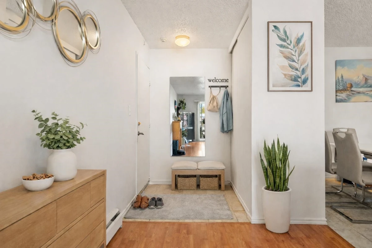 Dining Area Photo of 306 7240 Lindsay Road, Richmond, BC